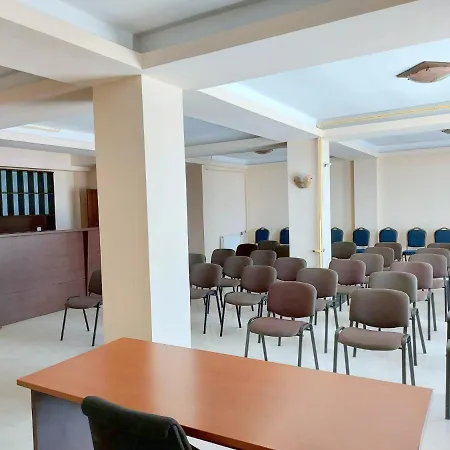 Hotell Hotel Mezo Palace 3*