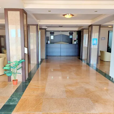 Hotell Hotel Mezo Palace