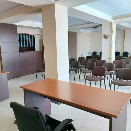 Hotell Hotel Mezo Palace