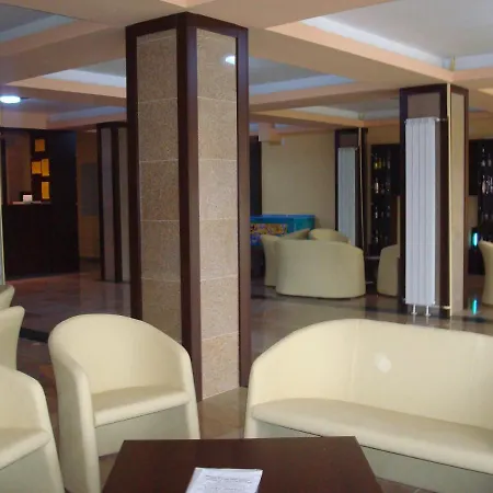 Hotel Mezo Palace Hotell 3*